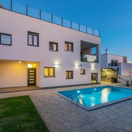 Scala Villa