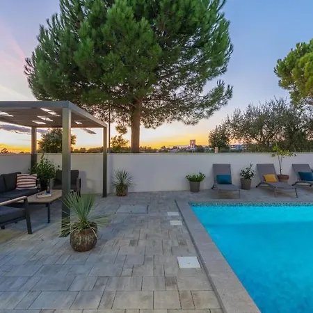 Scala Villa Novigrad Istria