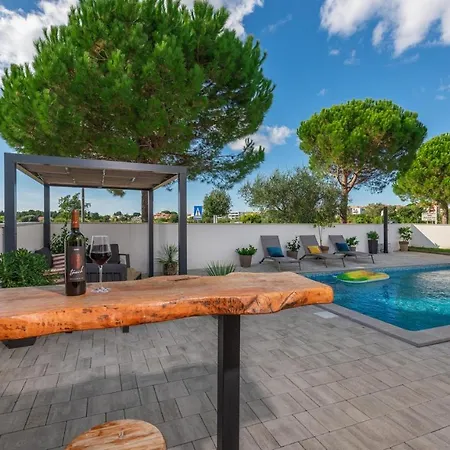 Scala Villa *